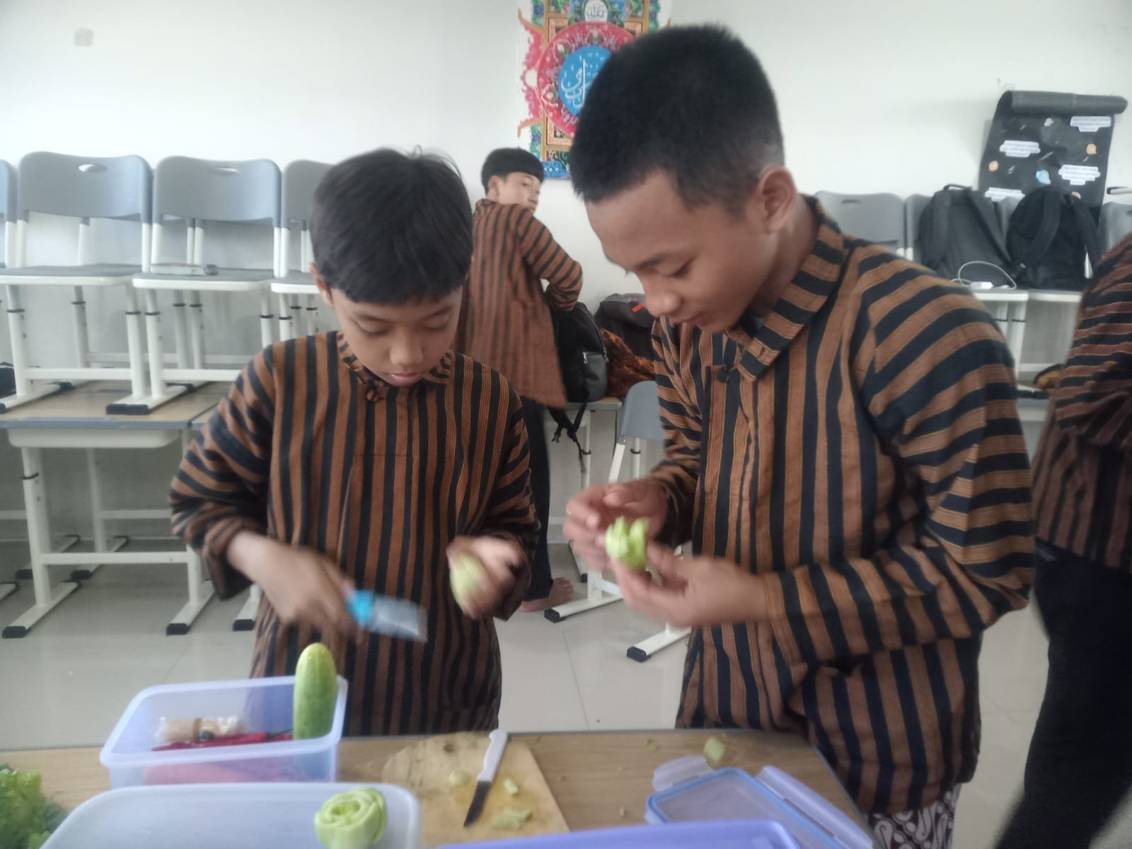 Inspiratif! Generasi Muda SMPII Al Abidin Klaten Hidupkan Semangat Raden Ajeng Kartini Lewat Karya
